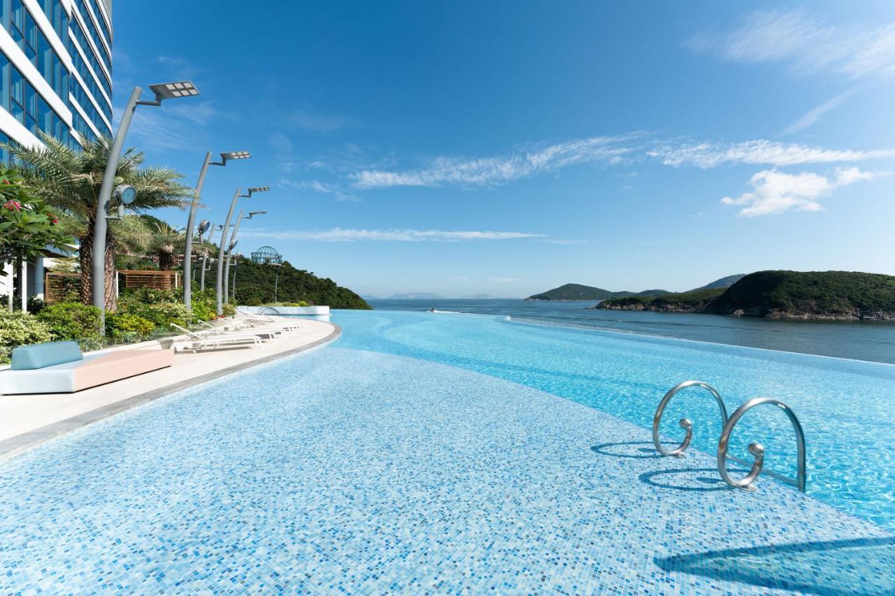 The Fullerton Ocean Park Hotel Hong Kong Extérieur photo Infinity pool at the InterContinental Chania, Crete, Greece